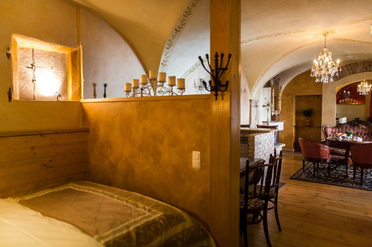 Antique Old Town Studio By Urban Rent Διαμέρισμα Βίλνιους Εξωτερικό φωτογραφία